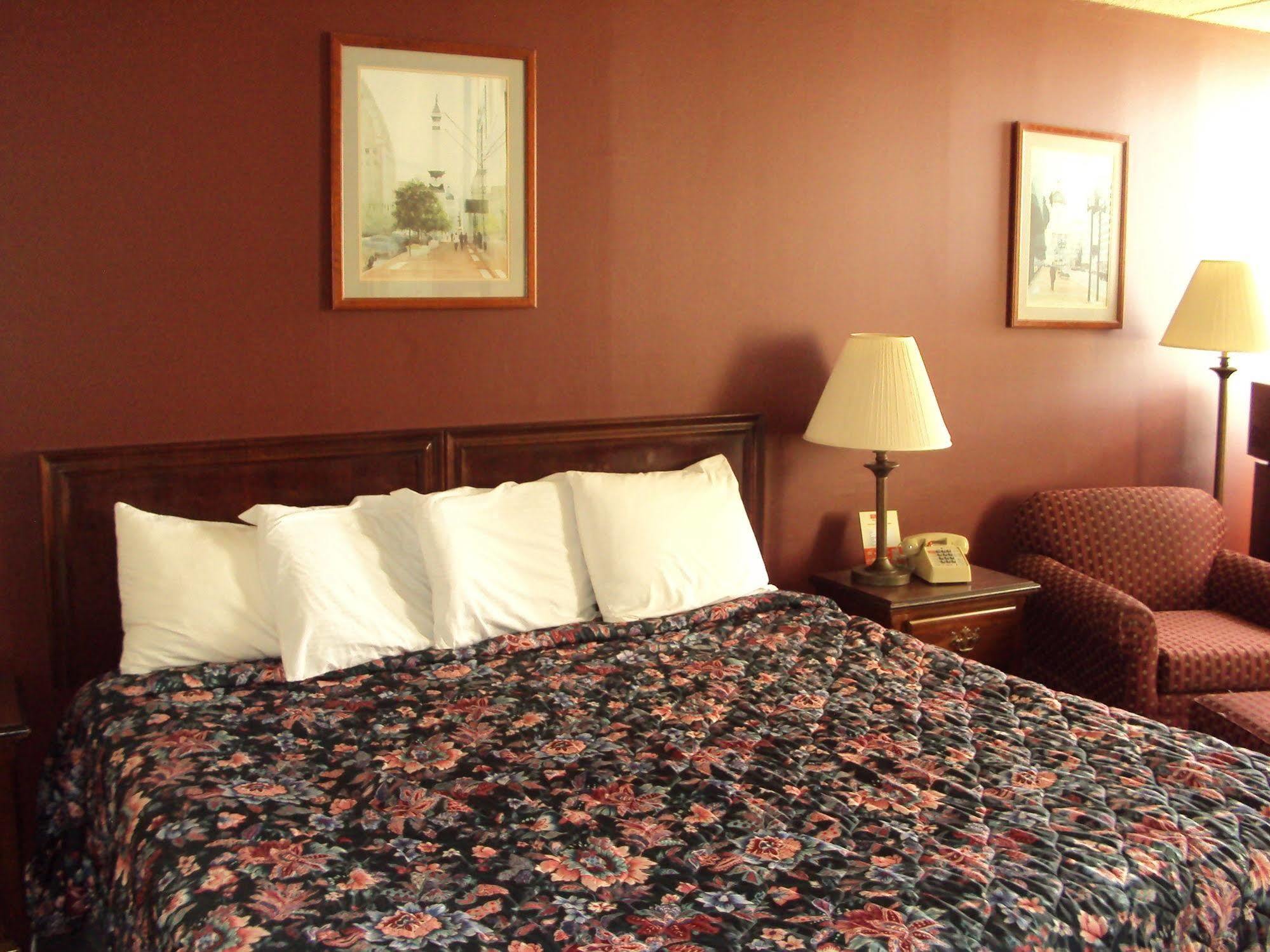 Red Carpet Inn Fanta Suites Hotel Greenwood Luaran gambar
